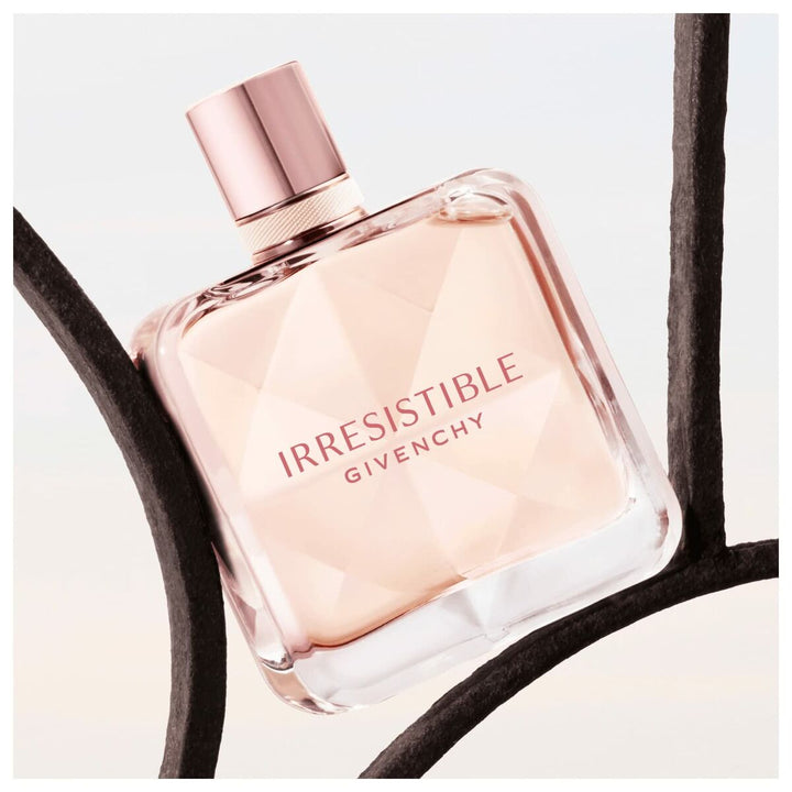 IRRESISTIBLE EAU DE TOILETTE FRAICHE • GIVENCHY Paris • 50 ml • Eau de toilette pour femme  Scentia : Parfums et fragrances