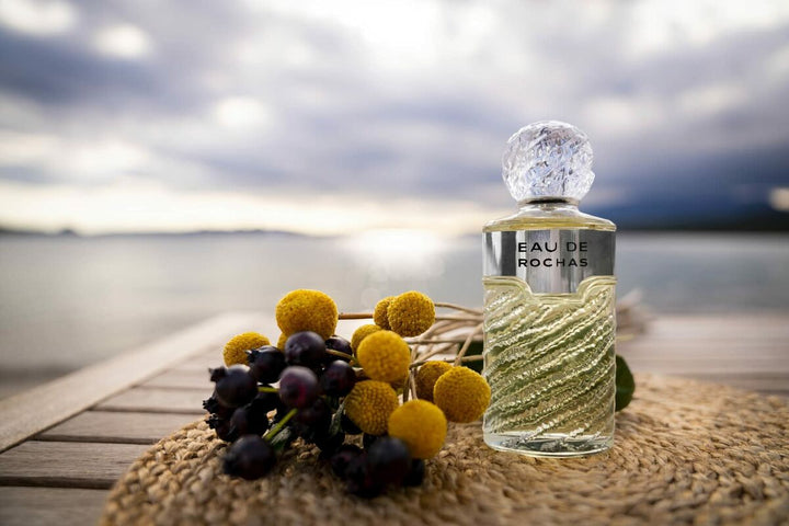 EAU DE ROCHAS • ROCHAS Paris • 100 ml • Eau de toilette pour femme  Scentia : Parfums et fragrances