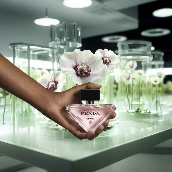 PARADOXE VIRTUAL FLOWER • PRADA, Milano • 50 ml (rechargeable) • Eau de parfum pour femme  Scentia : Parfums et fragrances