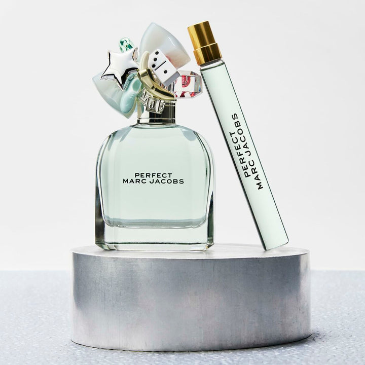 PERFECT Eau de Toilette pour femme • MARC JACOBS • 50 ml  Scentia : Parfums et fragrances