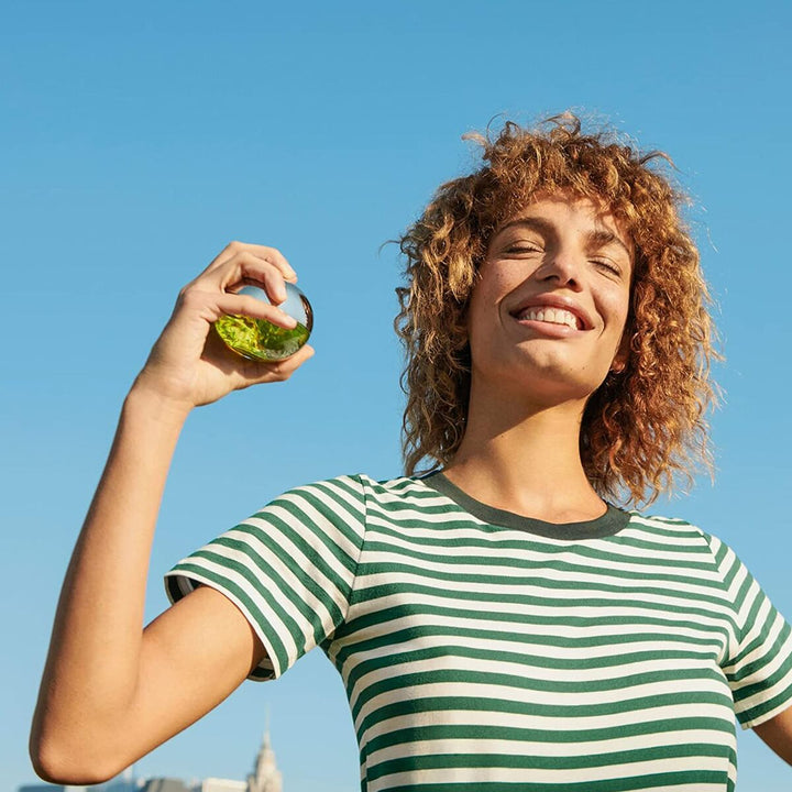 BE DELICIOUS - EAU DE PARFUM • DKNY - DONNA KARAN New York • 100 ml • Eau de parfum pour femme, vaporisateur/spray  Scentia : Parfums et fragrances
