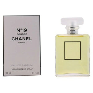 N°19 POUDRÉ • CHANEL, Paris • EAU DE PARFUM pour femme  Scentia : Parfums et fragrances