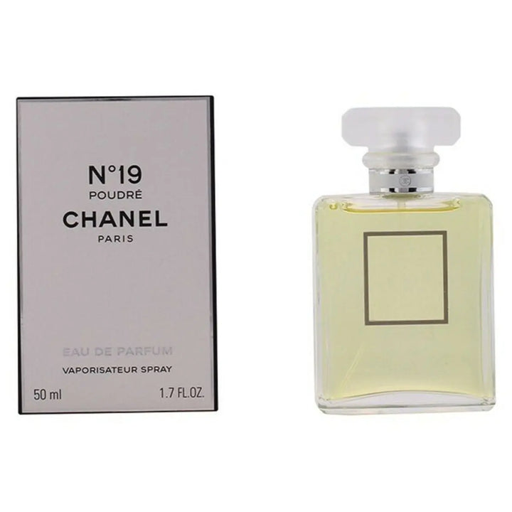 N°19 POUDRÉ • CHANEL, Paris • EAU DE PARFUM pour femme  Scentia : Parfums et fragrances