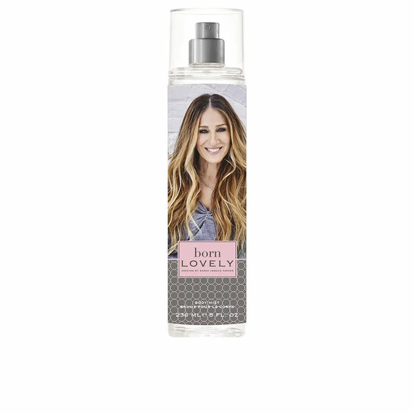 born LOVELY - Brume parfumée • Sarah Jessica Parker • 236 ml • Brume parfumée pour le corps / Body mist  Scentia : Parfums et fragrances
